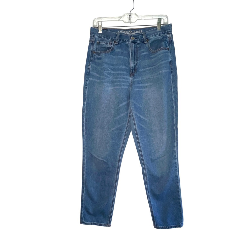 American Eagle Mom Jeans Medium Wash High Waisted Tapered Blue Denim‎ Pants